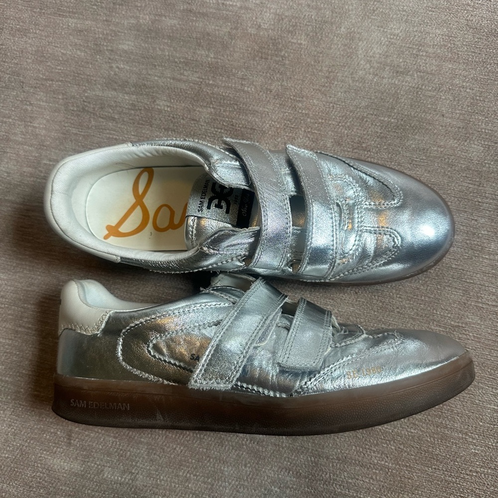 Sam Edelman Talia Metallic Silver Sneakers